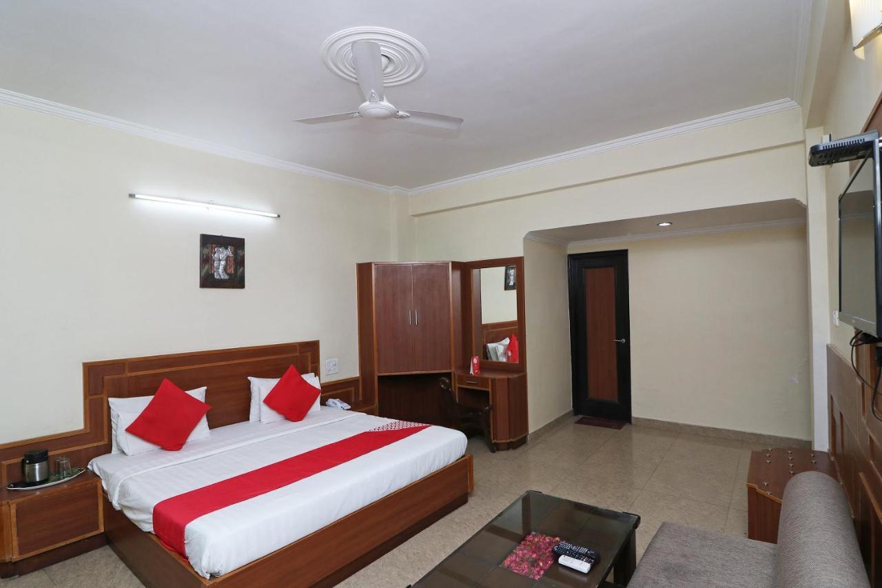 Capital O 4747 Imperial Hotel Katra Katra  Esterno foto