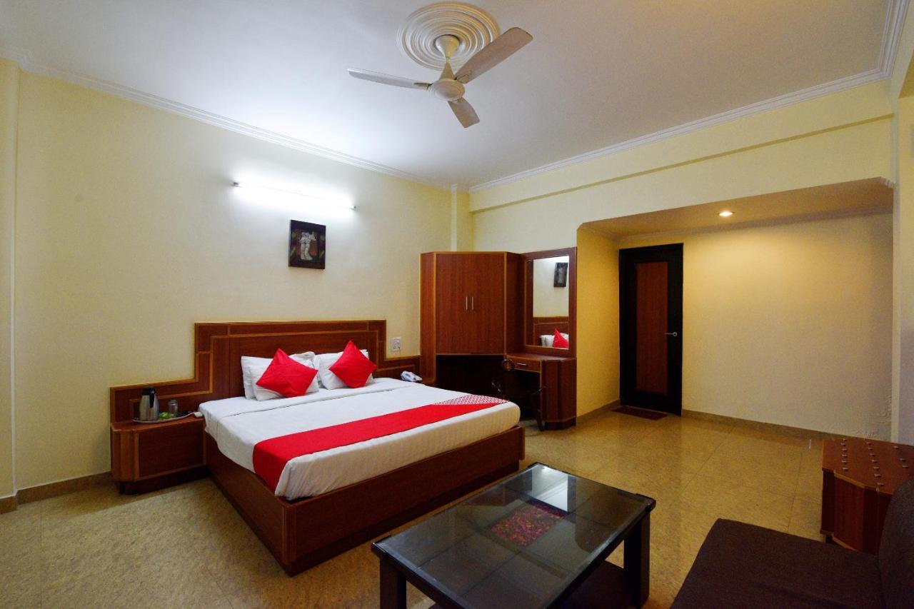 Capital O 4747 Imperial Hotel Katra Katra  Esterno foto