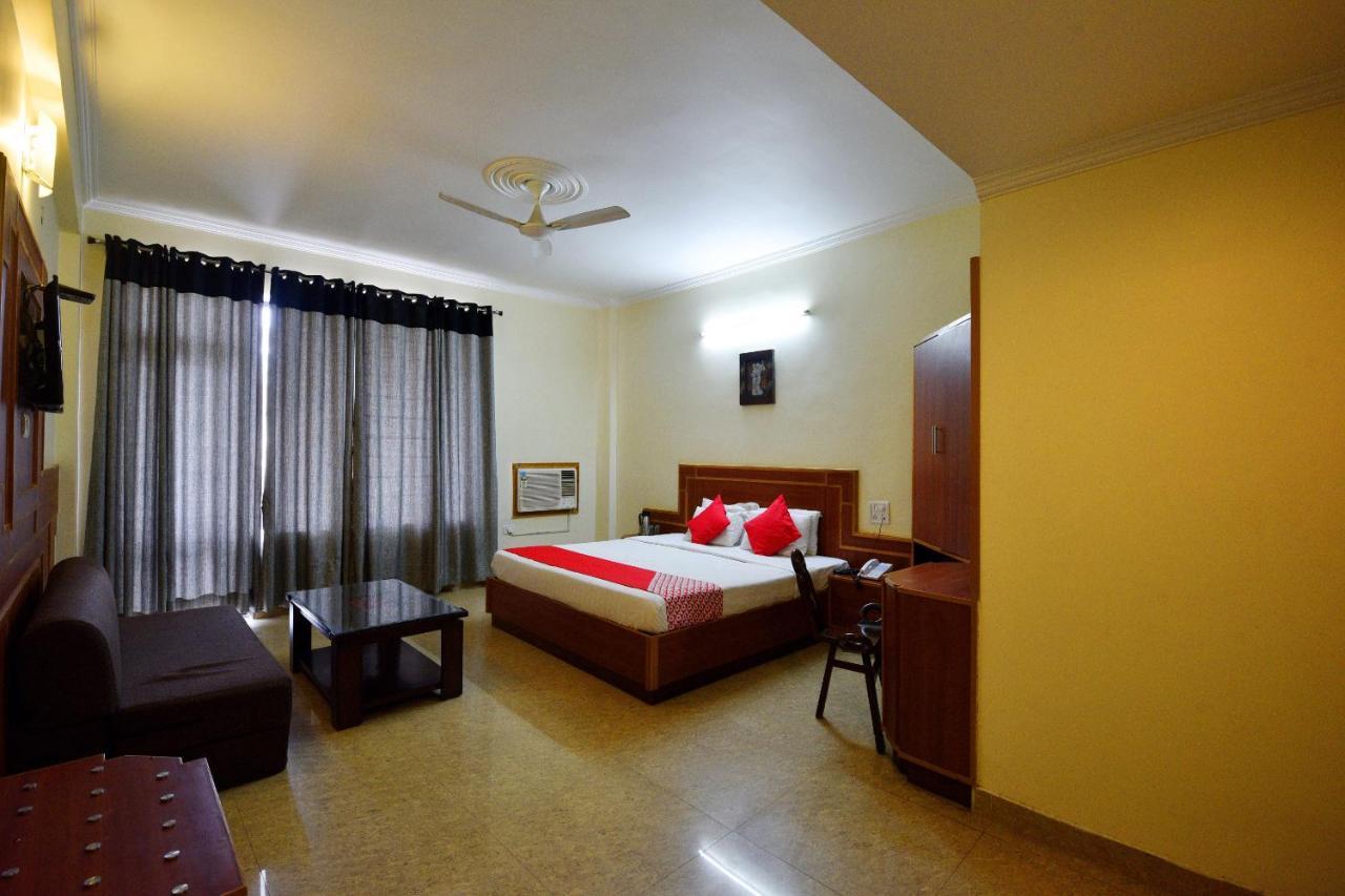 Capital O 4747 Imperial Hotel Katra Katra  Esterno foto