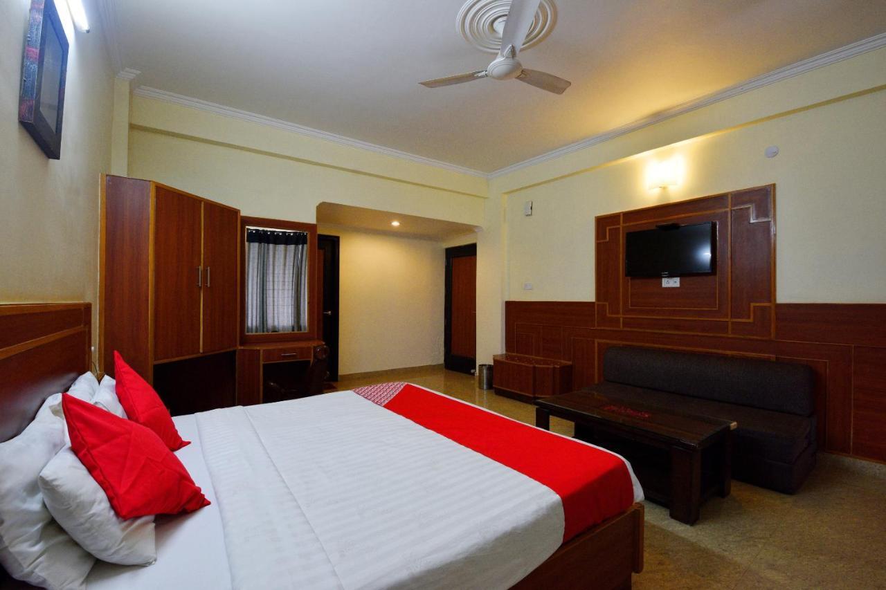 Capital O 4747 Imperial Hotel Katra Katra  Esterno foto