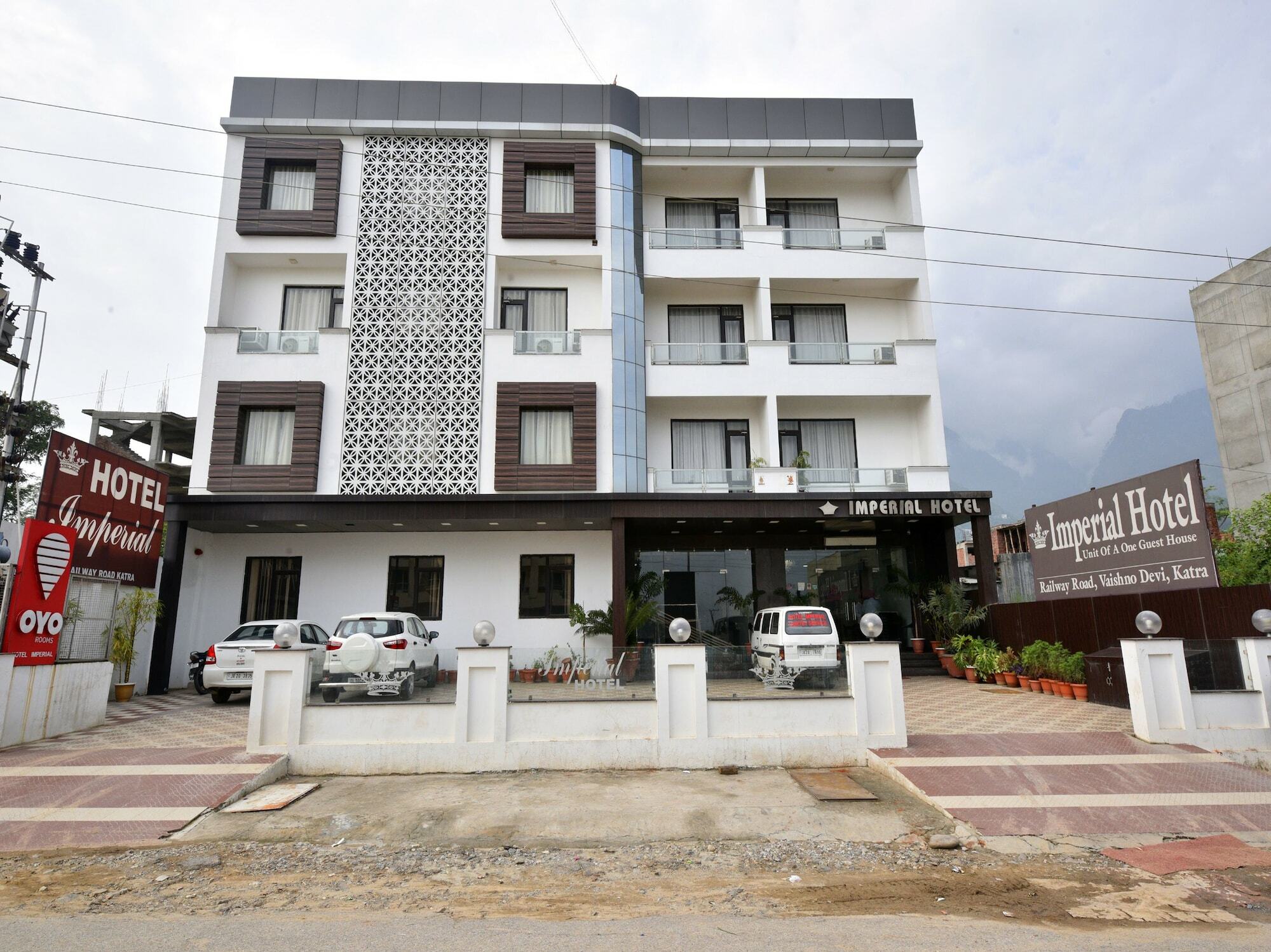 Capital O 4747 Imperial Hotel Katra Katra  Esterno foto