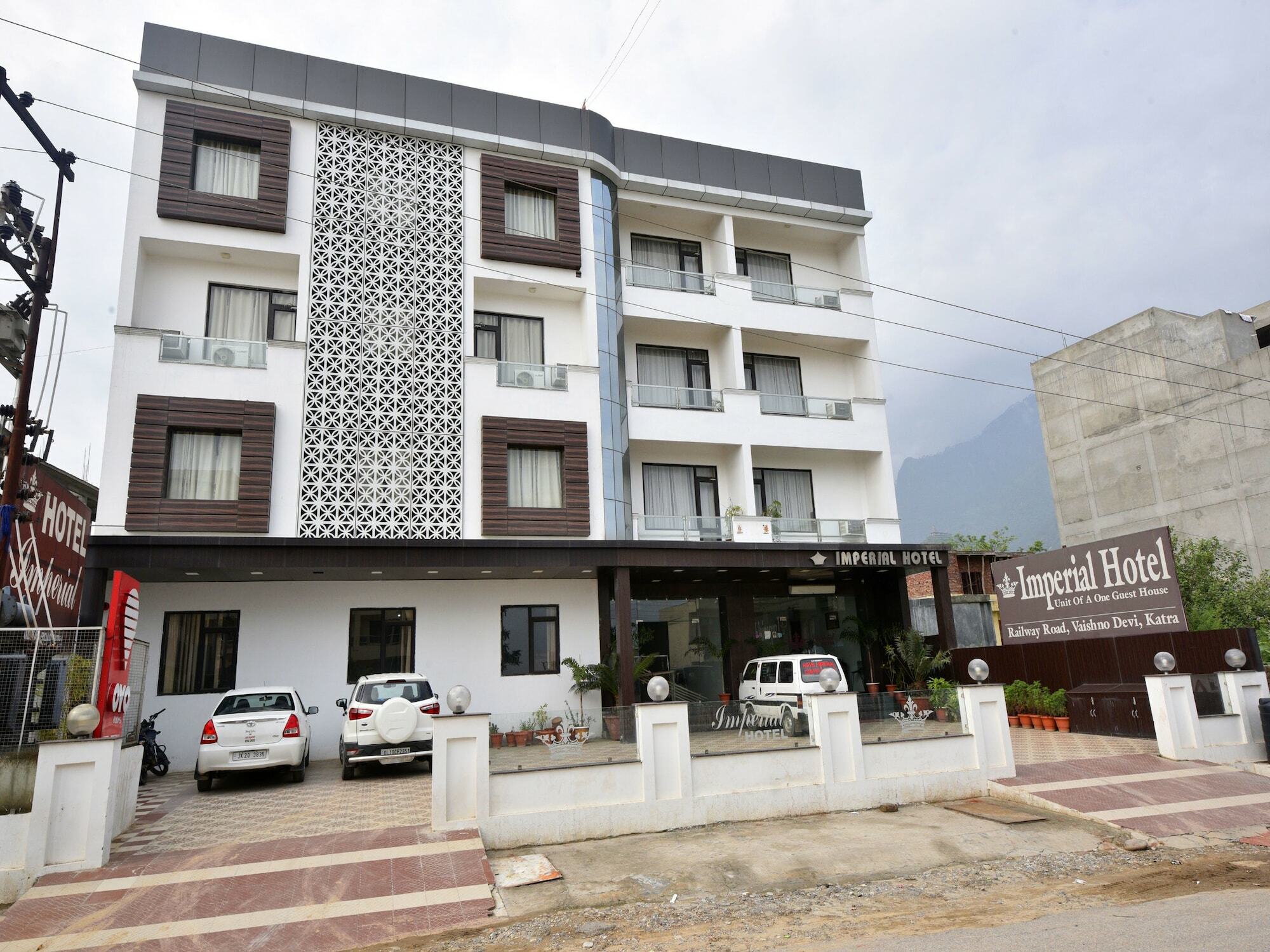 Capital O 4747 Imperial Hotel Katra Katra  Esterno foto